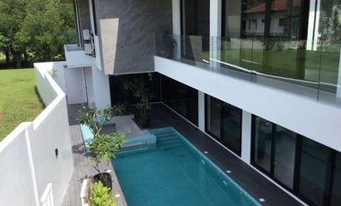 Modern Age Friendly House And Lot For Sale In Manila Southwoods Near Ayala Westgrove Heights