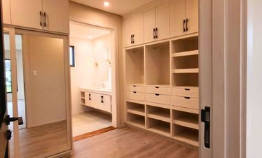 Modern Senior Friendly House And Lot For Sale In Manila Southwoods Near Ayala Westgrove Heights