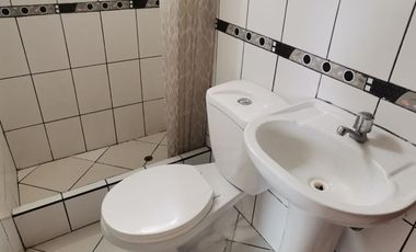 ALQUILO PRACTICO DEPA EN 3ER PISO - SURCO PUEBLO