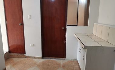 ALQUILO PRACTICO DEPA EN 3ER PISO - SURCO PUEBLO