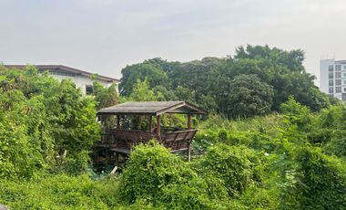 Profit is clear at this price! Land for sale on Ramkhamhaeng 157/1 — only 360 meters from Nom Klao Station. Ideal for housing development