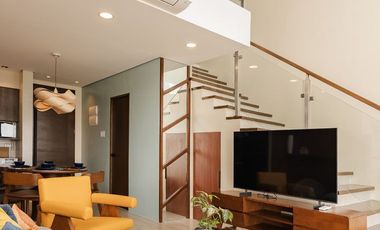 Modern Villa with Taal Lake Views