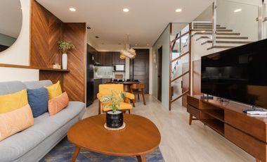 Modern Villa with Taal Lake Views