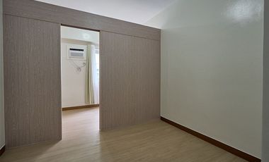 TREES06XXT18: For Rent Semi Furnished 1BR in Trees Residences