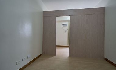 TREES06XXT18: For Rent Semi Furnished 1BR in Trees Residences