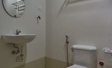 TREES06XXT18: For Rent Semi Furnished 1BR in Trees Residences