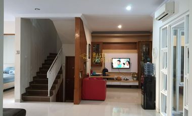 RUMAH MEWAH DI MLATI SLEMAN SHM DALAM FASILITAS LENGKAP DI PERUMAHAN