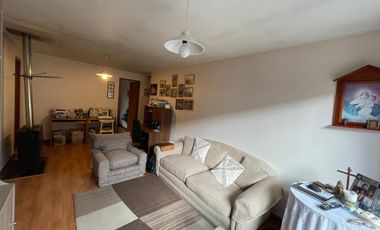 Se arrienda casa en sector Av. España, Rucatremo, Curicó. 4 piezas 3 baños