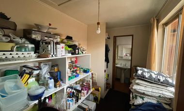 Se vende casa en sector Av. España, Rucatremo, Curicó. 4 piezas 3 baños