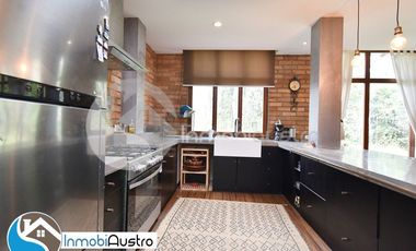 Challuabamba, Venta de Hermosa Casa Estilo Rústico Moderno