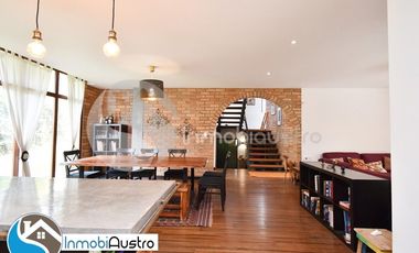 Challuabamba, Venta de Hermosa Casa Estilo Rústico Moderno