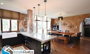 Challuabamba, Venta de Hermosa Casa Estilo Rústico Moderno