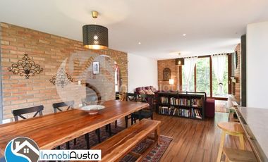 Challuabamba, Venta de Hermosa Casa Estilo Rústico Moderno