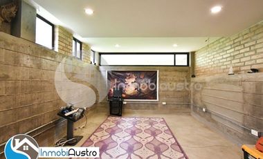 Challuabamba, Venta de Hermosa Casa Estilo Rústico Moderno