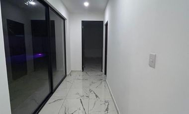 Casa nueva en venta de 1 piso frente a parque con alberca al norte de Mérida