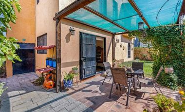 Joya de San Miguel: Casa Kali, Colonial con Jardín Privado