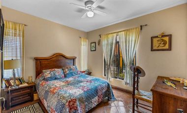 Joya de San Miguel: Casa Kali, Colonial con Jardín Privado