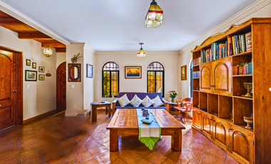 Joya de San Miguel: Casa Kali, Colonial con Jardín Privado