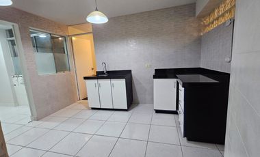 Se Alquila Departamento en Surco – Urb.Los Rosales