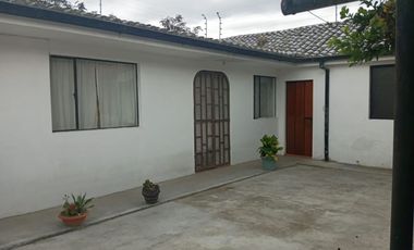 CASA EN VENTA SAN ANTONIO DE PICHINCHA