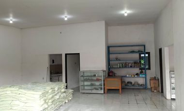 Dijual Murah Ruko di Jalan Raya Taman (Pertigaan Brimob)