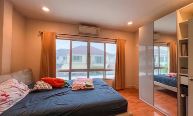 Guaranteed profit when you buy this home! Next to Wellington College and close to golf courses! For sale: Bangkok Boulevard Rama 9–Srinakarin.