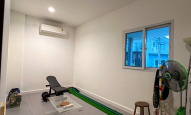 Guaranteed profit when you buy this home! Next to Wellington College and close to golf courses! For sale: Bangkok Boulevard Rama 9–Srinakarin.