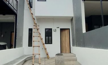 Rumah Ready Dekat Stasiun LRT Ciracas Jaktim, Cluster Perumahan Jual Dijual
