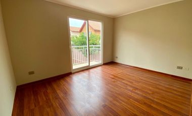 Pasaje El Macizo Poniente 3565