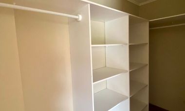 Pasaje El Macizo Poniente 3565