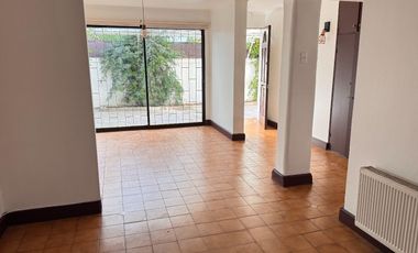 Arriendo Casa Primer Piso – Los Maitenes 946, La Reina