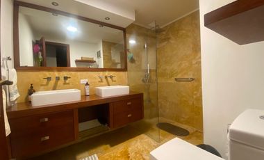 Departamento de renta o venta sector González Suárez, 2 dorms con baño, preciosa vista a la ciudad
