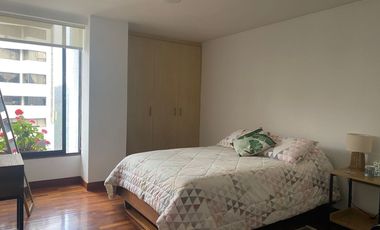Departamento de renta o venta sector González Suárez, 2 dorms con baño, preciosa vista a la ciudad