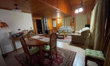 Casa cabaña urbano Los Lleuques turístico Termas de Chillán