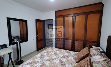 VENTA EXCELENTE APTO INTERLAGOS BOLARQUI