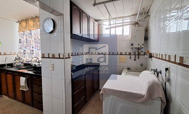 VENTA EXCELENTE APTO INTERLAGOS BOLARQUI