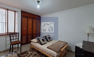 VENTA EXCELENTE APTO INTERLAGOS BOLARQUI