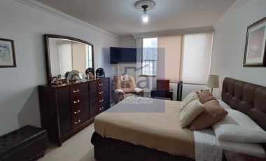 VENTA EXCELENTE APTO INTERLAGOS BOLARQUI