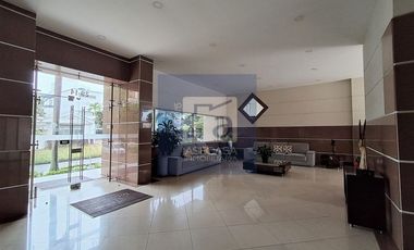 VENTA EXCELENTE APTO INTERLAGOS BOLARQUI