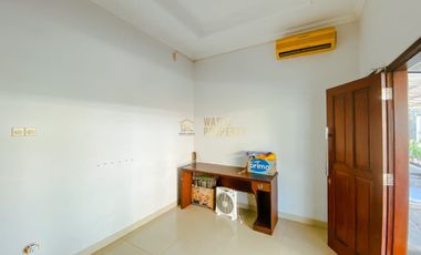 DIJUAL RUMAH MEWAH 2 LANTAI DEKAT SMA BABARSARI SETURAN