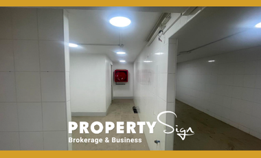 ARRIENDO LOCAL COMERCIAL AV. VICUÑA MACKENNA, ÑUÑOA