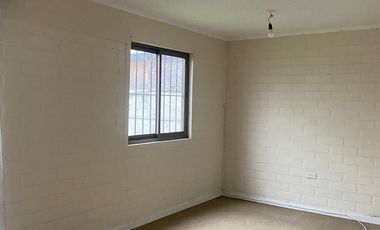SE ARRIENDA LINDA CASA UBICADA EN VILLA LAS VIOLETAS ENTORNO TRANQUILO Y APACIBLE