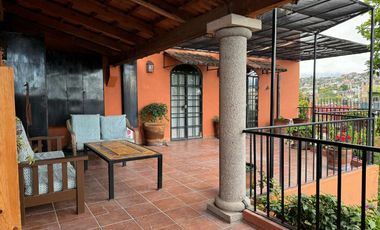 Casa amistad, Arquitectura excepcional en una ubicación privilegiada