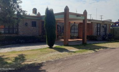 Casa en Venta en Tepetlaoxtoc de Hidalgo,Los Reyes Nopala MT 25-3060.