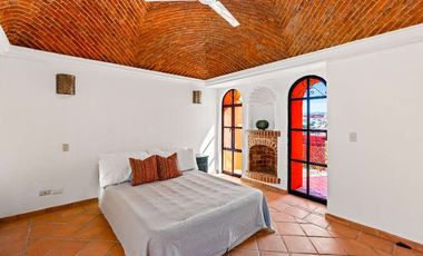 Casa Tres, Casa de Estilo Mexicano-Contemporáneo