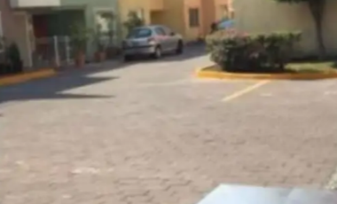VENTA DE CASA EN CINEMATOGRAFISTAS 342, LOMAS ESTRELLA, IZTAPALAPA, CP. 09890