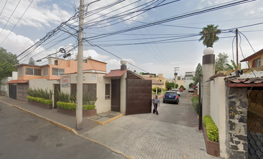 VENTA DE CASA EN CINEMATOGRAFISTAS 342, LOMAS ESTRELLA, IZTAPALAPA, CP. 09890