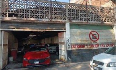 Magnífico terreno frente a parque y con uso de suelo para 7 niveles