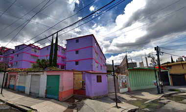 BONITO DEPARTAMENTE EN VENTA DE RECUPERACION BANCARIA UBICADO EN GABRIEL TEPOPA 42