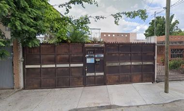 SE VENDE CASA EN CALLE ARQUITECTOS COLONIA BERTHA DEL AVELLANO DE CARDENAS VICTORIA, TAMAULIPAS